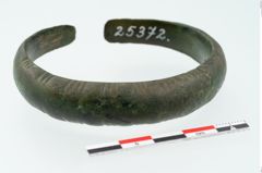 Foto von Bronzearmreif (NHMW-PRAE-025372)